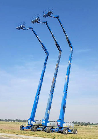 Super booms! Z13570 43m